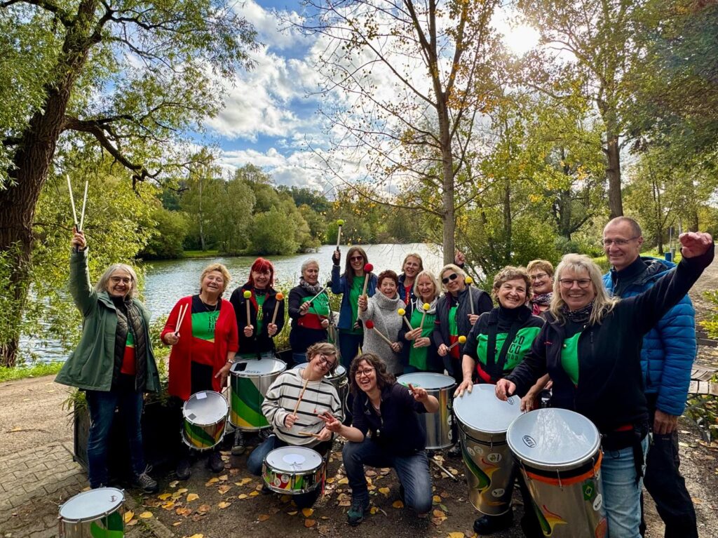 Samba Trommelgruppe bei Auftritt
